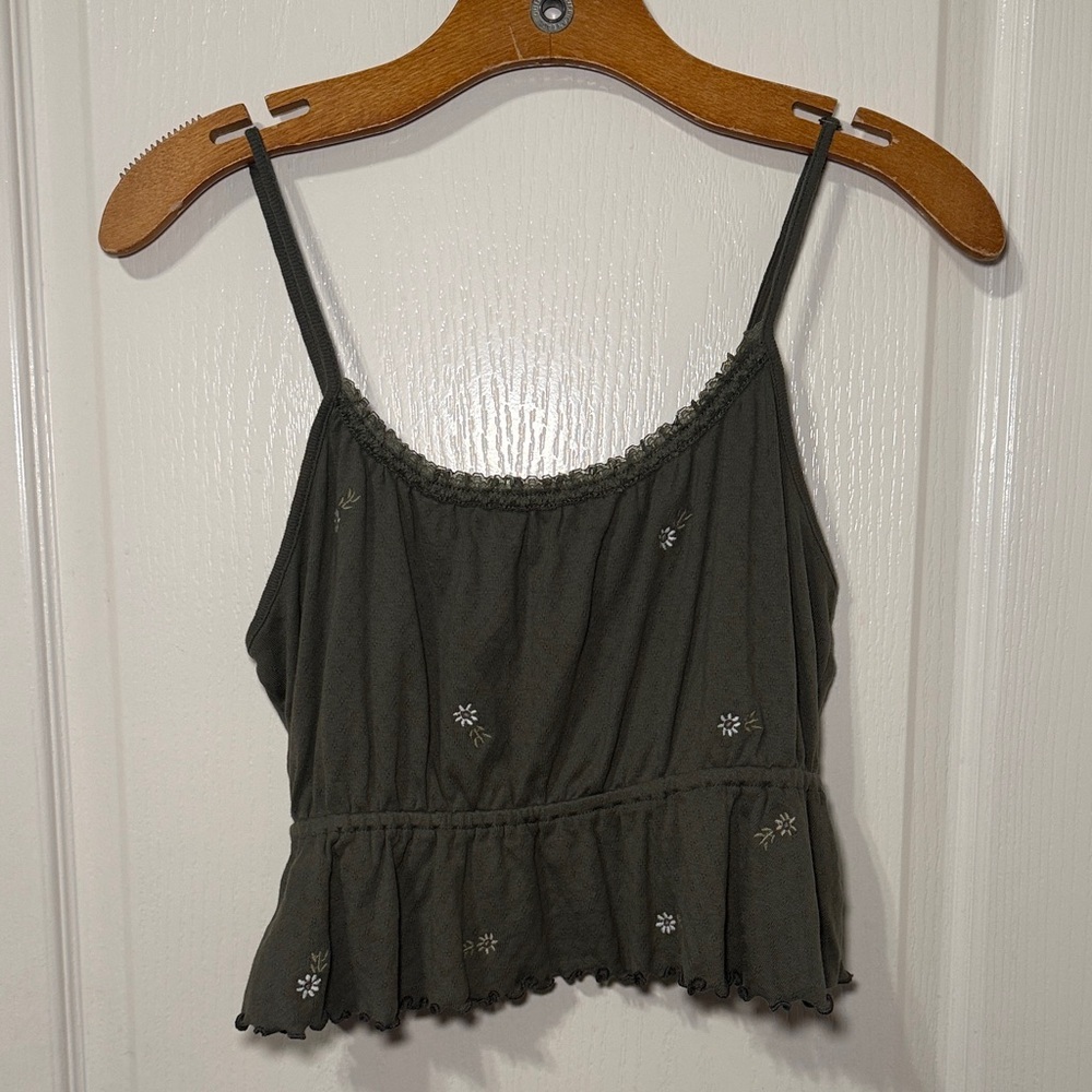American Eagle Outfitters Hunter Green Peplum FloralTank Top Size Medium NWOT